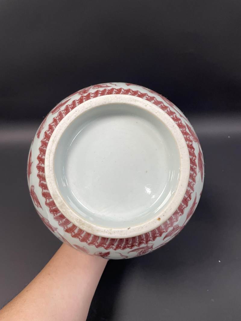 清雍正 釉里红穿花凤纹大玉壶春瓶 - 图7