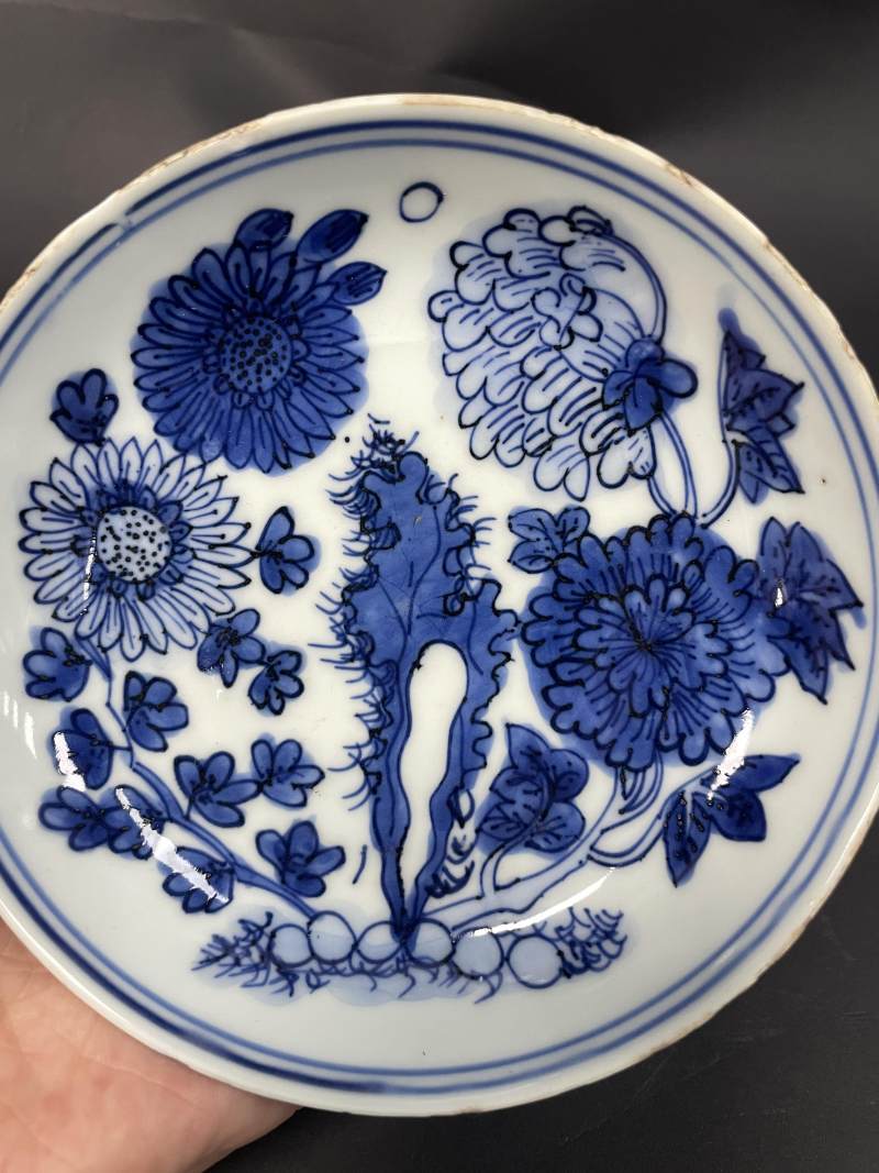 明末清初 青花花卉纹盘一对 - 图4