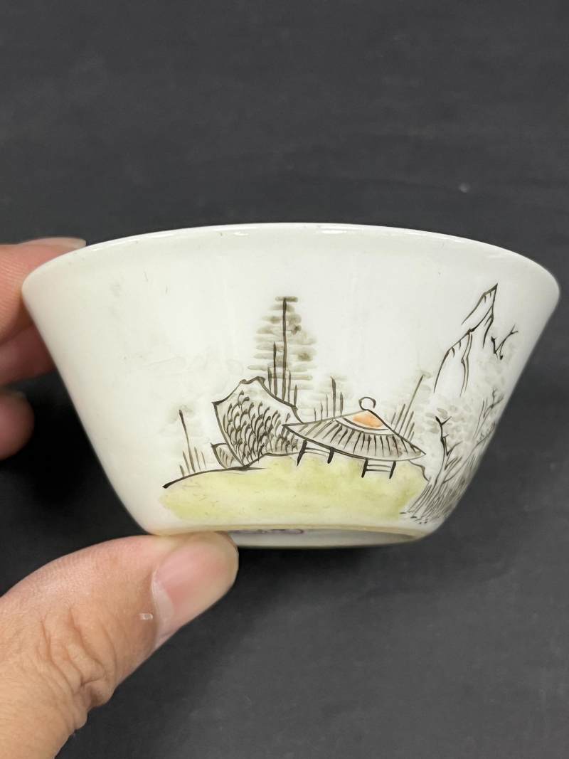 清乾隆 粉彩山水人物纹马蹄套杯十只 - 图19