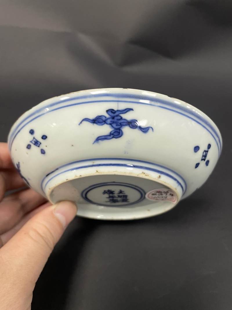 明末清初 青花花卉纹盘一对 - 图5
