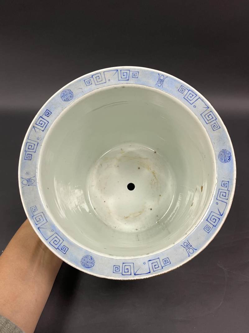 清晚期 黄地墨彩菊花纹花盆带奁一对 - 图6