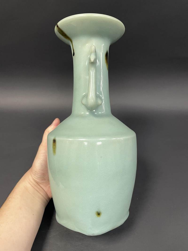 清中晚期 仿龙泉青釉飞青凤耳瓶 - 图5