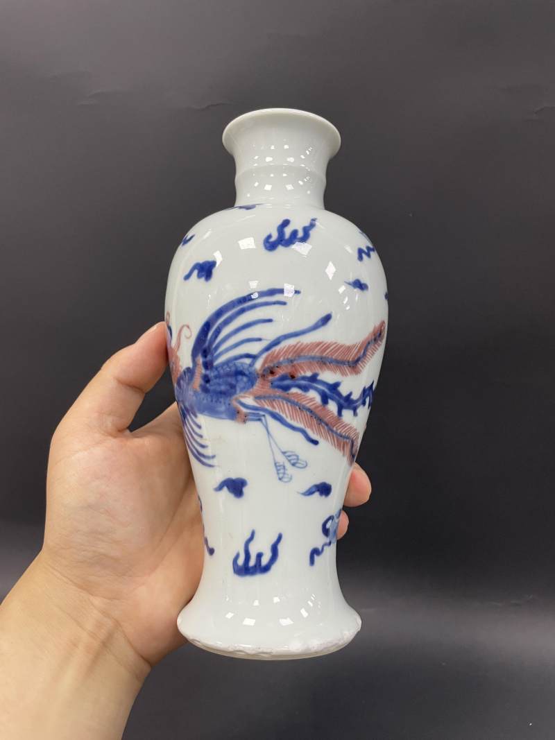 清康熙 青花釉里红云凤纹观音瓶 - 图4