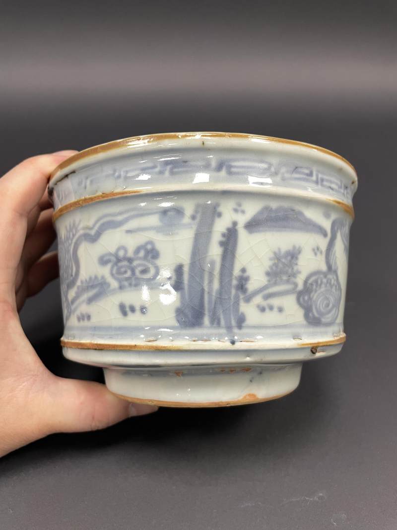 明空白期 青花山水纹筒式炉 - 图5
