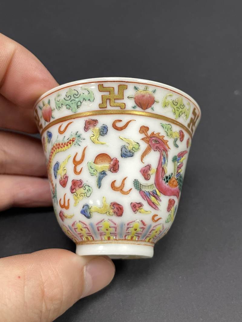 清光绪 粉彩云龙纹杯 - 图4