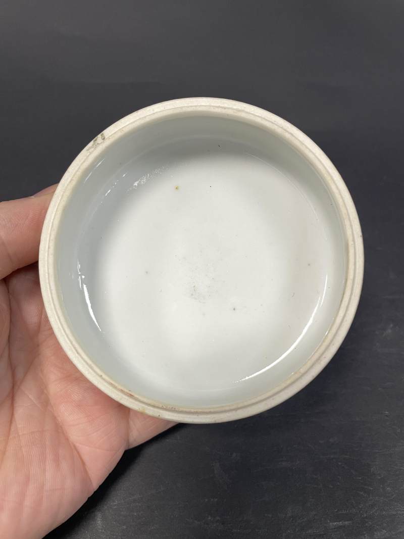 清光绪 粉彩花蝶纹叠盒 - 图19