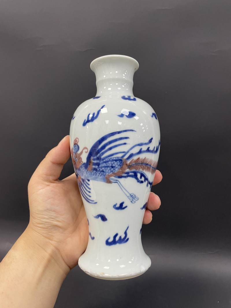 清康熙 青花釉里红云凤纹观音瓶 - 图7