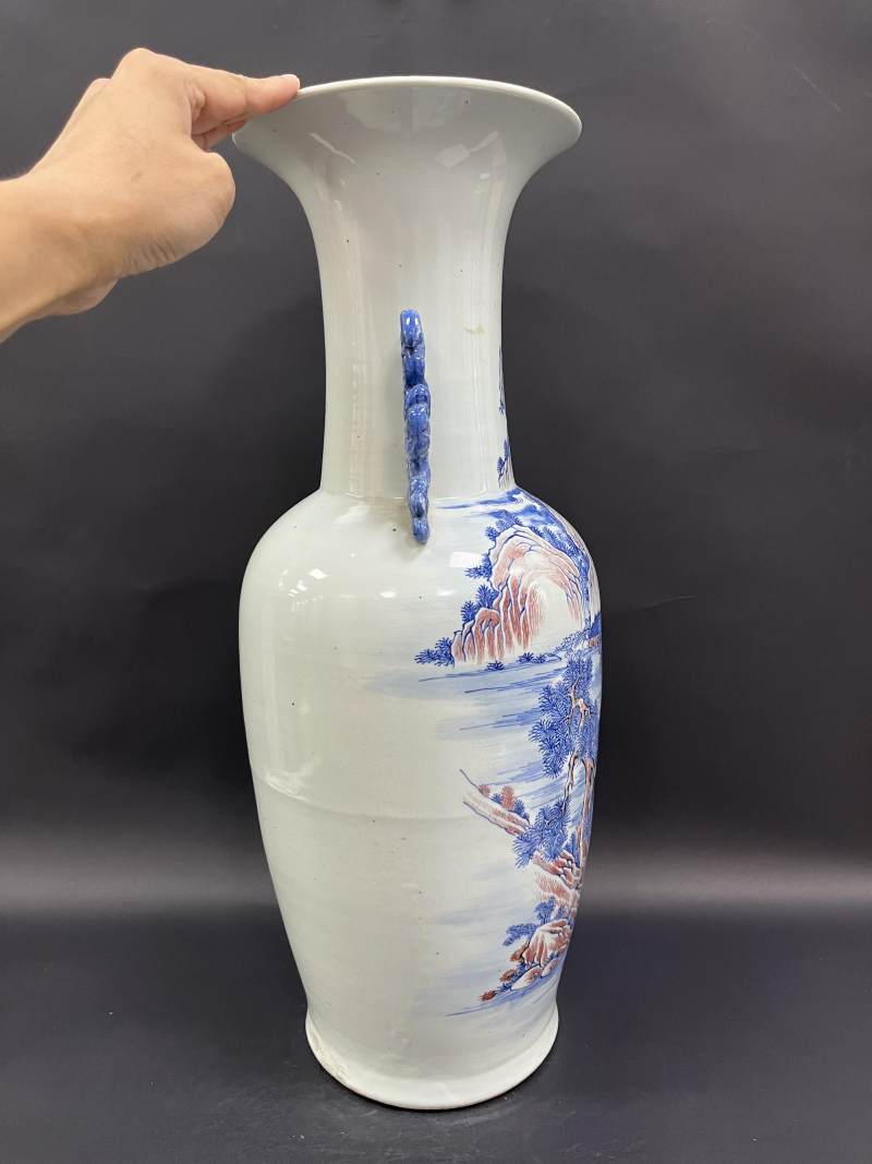 清中期 青花釉里红夜游赤壁图蝠耳大瓶 - 图5