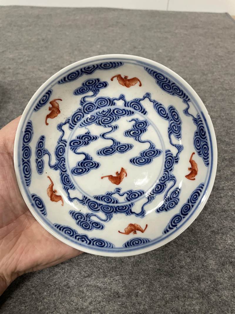 清光绪 青花矾红洪福齐天图杯、碗、盖碗、盘、匙八十三只 - 图65