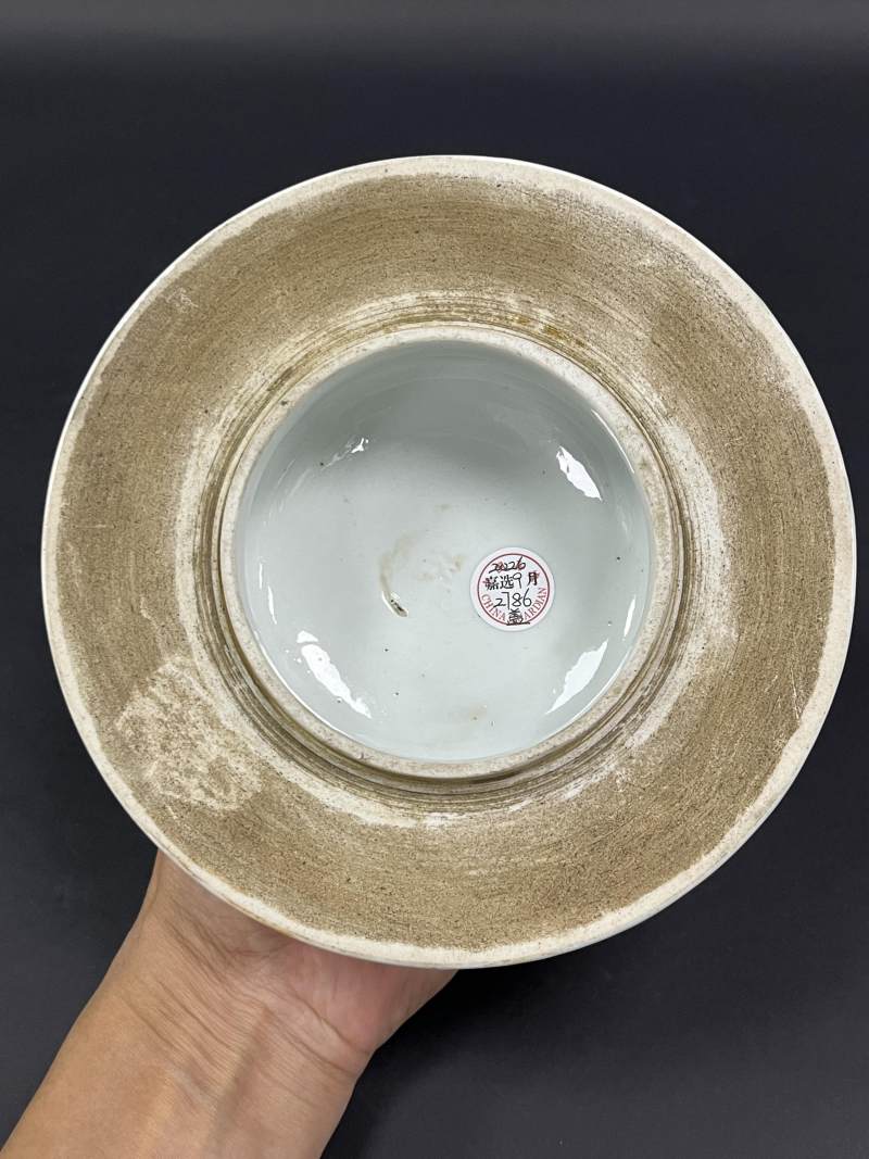 清康熙 五彩瑞兽花蝶纹将军罐一对 - 图31