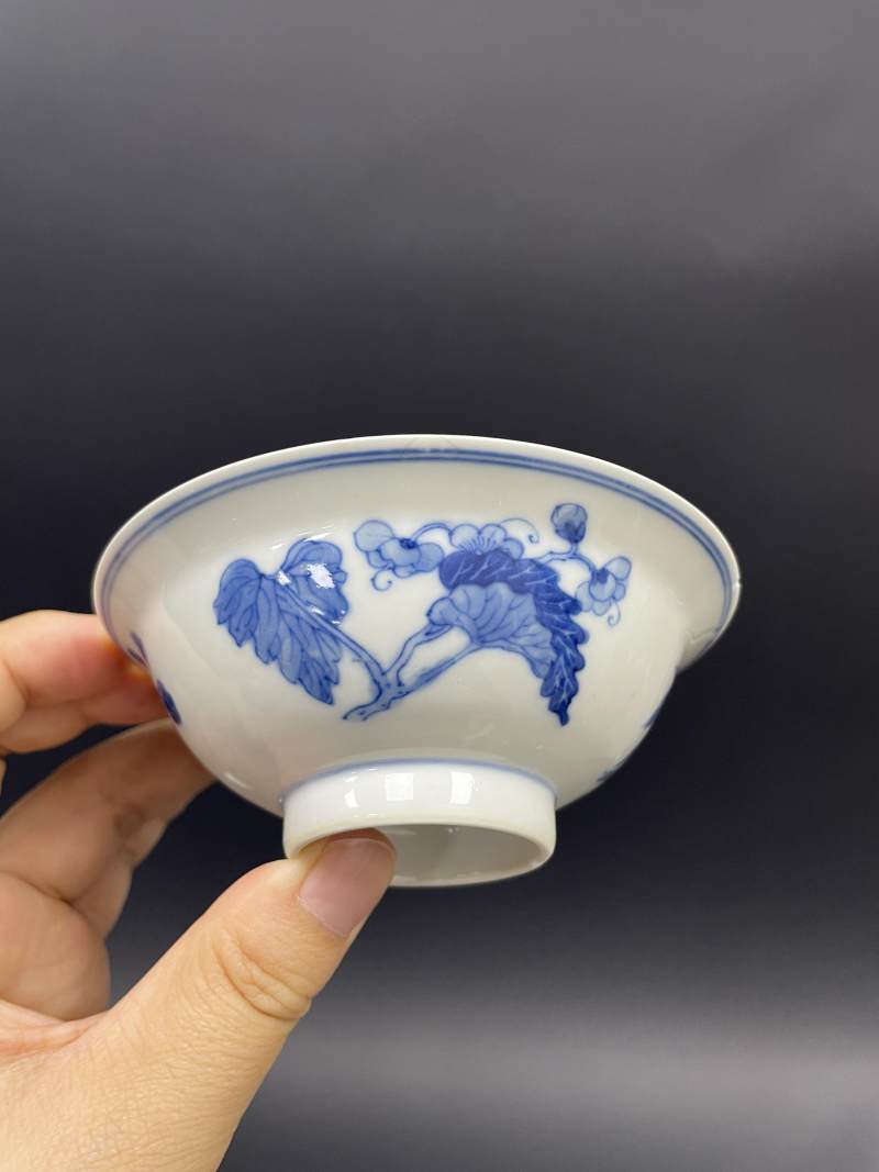 清晚期 青花折枝花卉纹碗盘八只 - 图36
