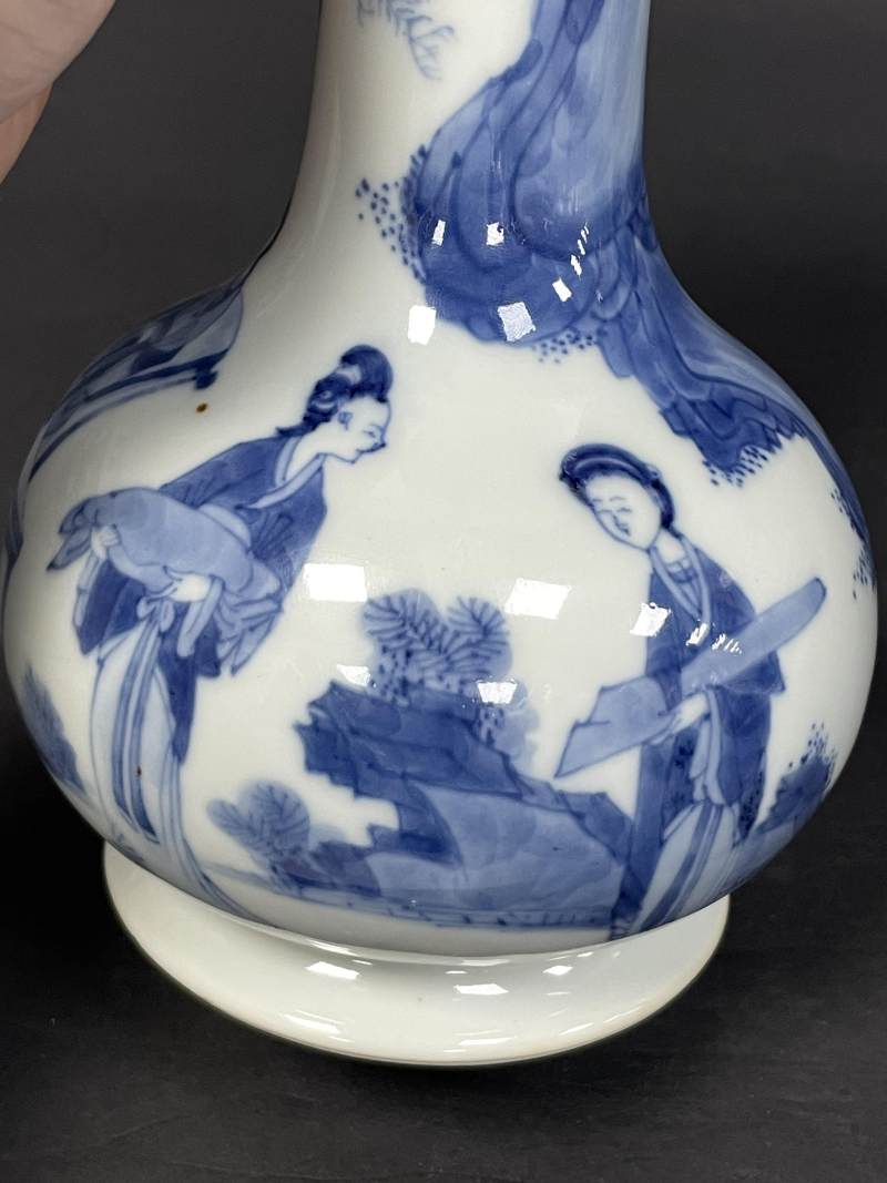 清康熙 青花四美图瓶 - 图11