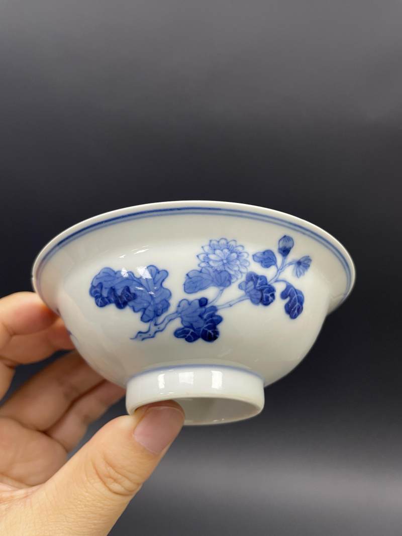 清晚期 青花折枝花卉纹碗盘八只 - 图37