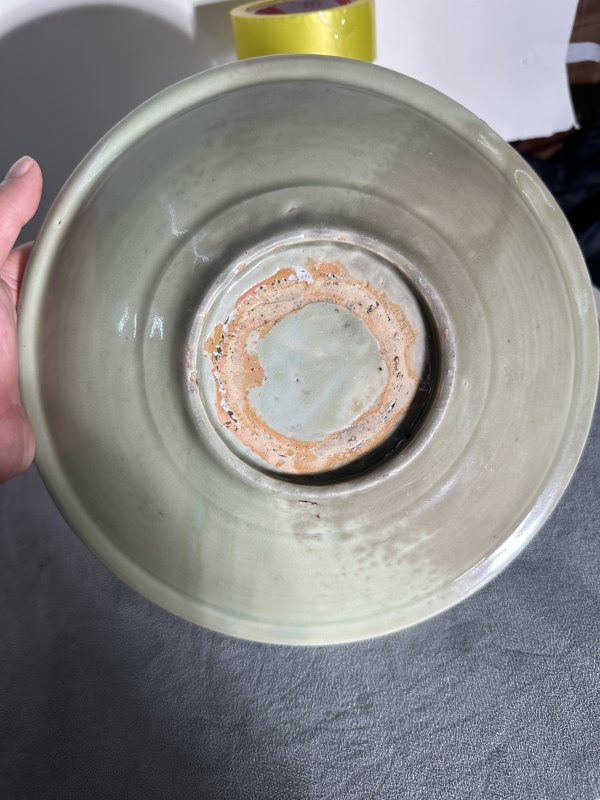 明 龙泉窑暗刻瓜棱盘 - 图6