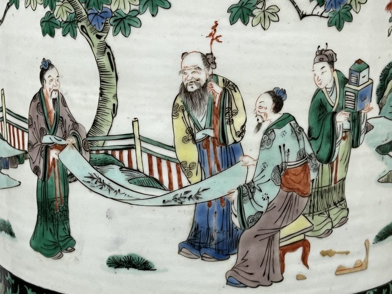 清晚期 五彩缠枝莲开光刀马人物纹大棒槌瓶 - 图14