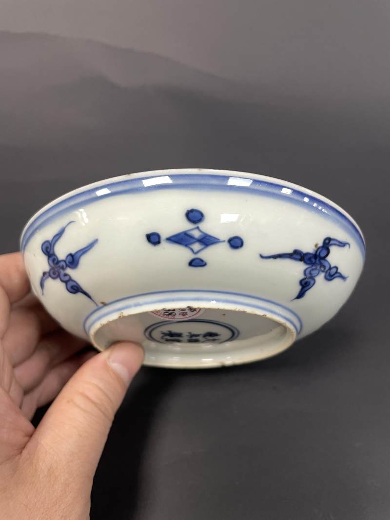 明末清初 青花花卉纹盘一对 - 图16