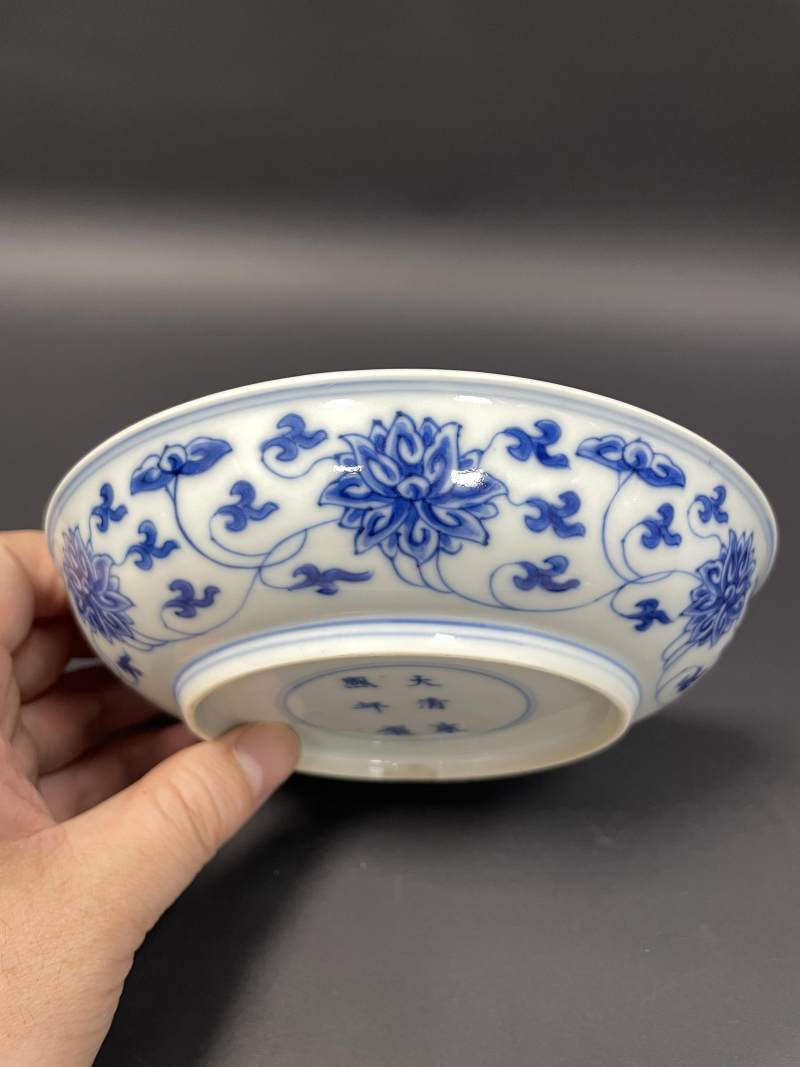 清康熙 青花缠枝莲纹盘 - 图5