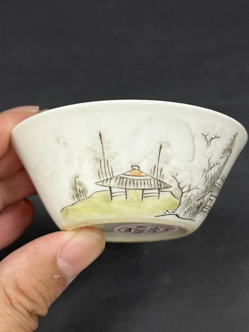清乾隆 粉彩山水人物纹马蹄套杯十只 - 图28