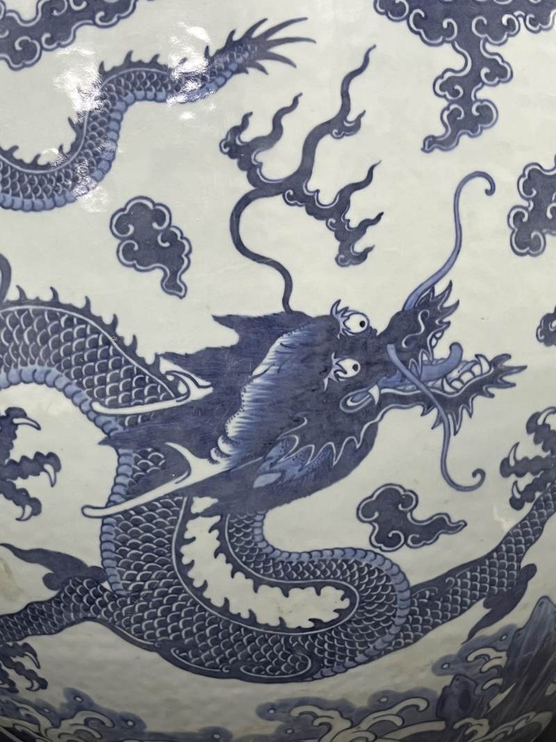 清乾隆 青花云龙纹大缸 - 图9