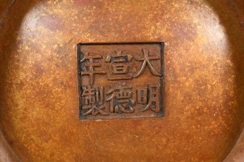 清康熙 铜甪端耳簋式炉 - 图4
