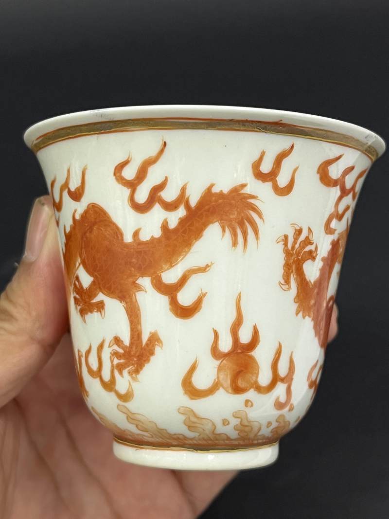 清光绪 矾红云龙纹大铃铛杯一对 - 图9