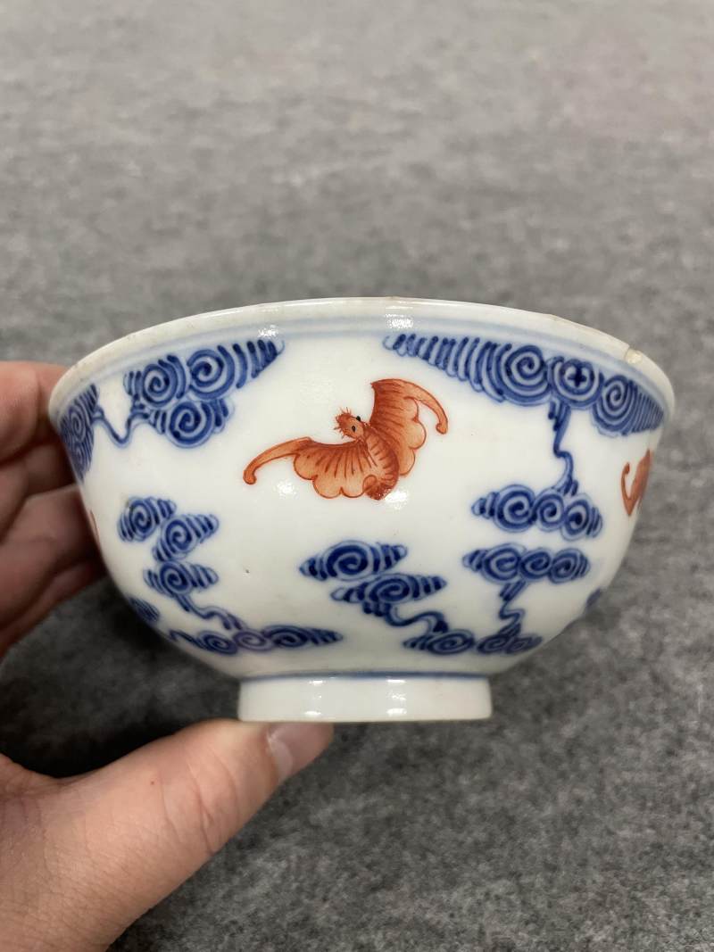 清光绪 青花矾红洪福齐天图杯、碗、盖碗、盘、匙八十三只 - 图101