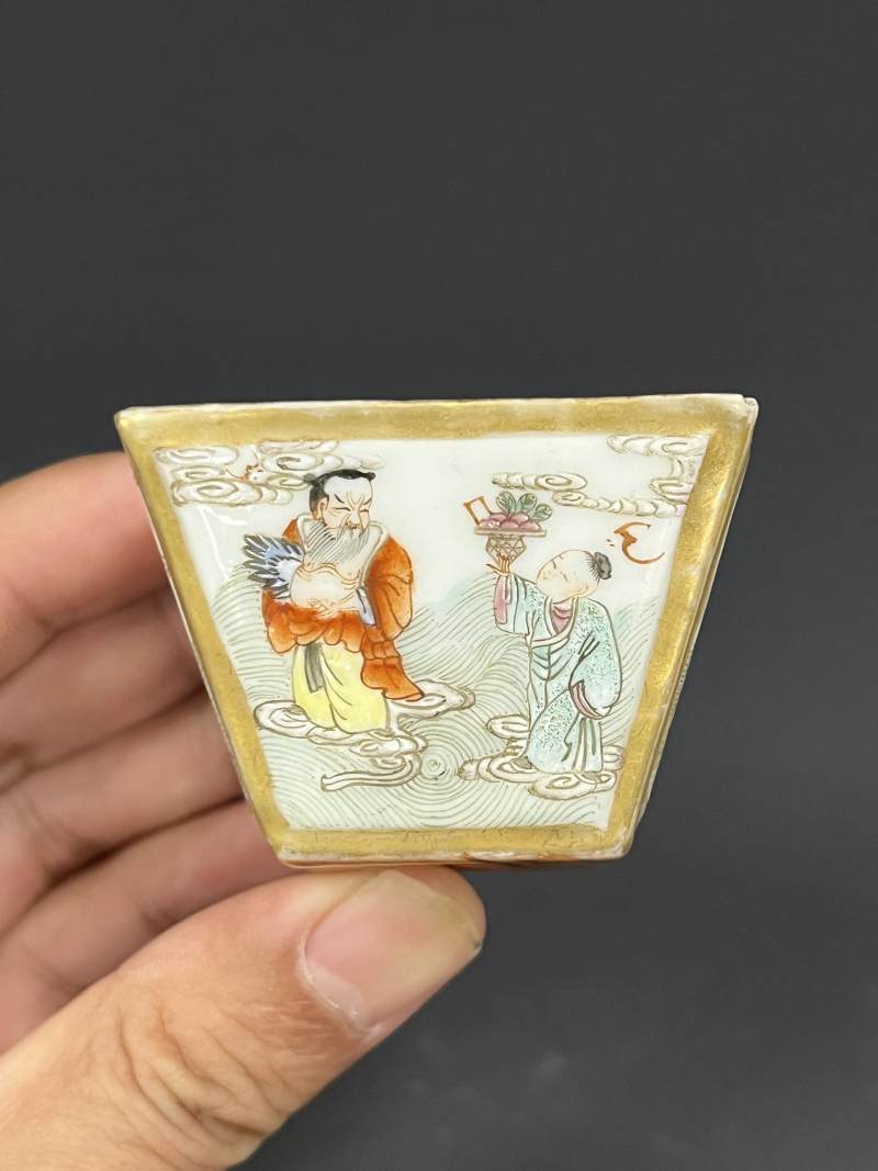 清中期 粉彩八仙过海图斗方杯四只 - 图24