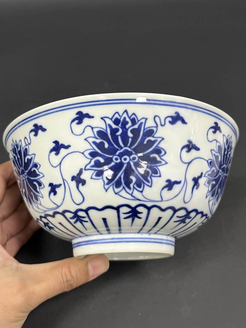 清宣统 青花缠枝莲纹大碗 - 图4