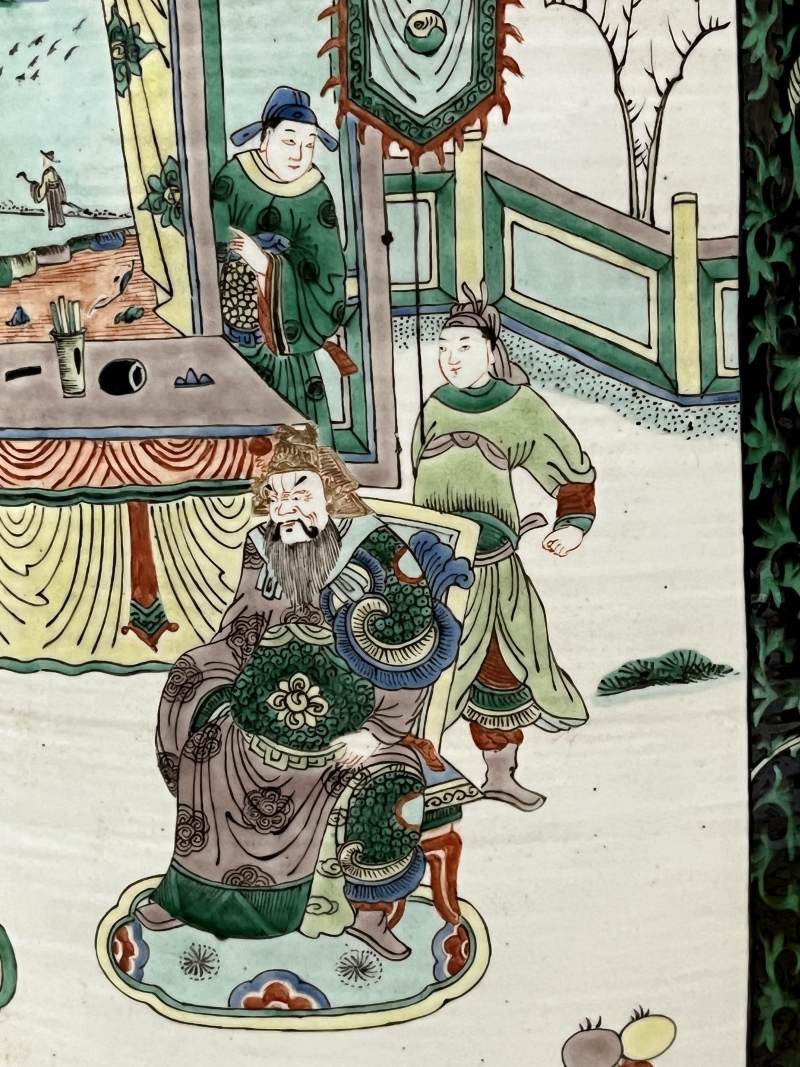 清晚期 五彩缠枝莲开光刀马人物纹大棒槌瓶 - 图16