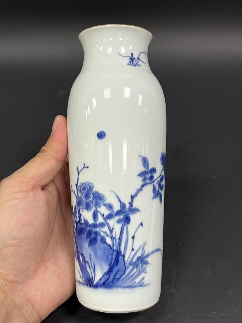 明崇祯 青花花鸟纹小筒瓶 - 图3