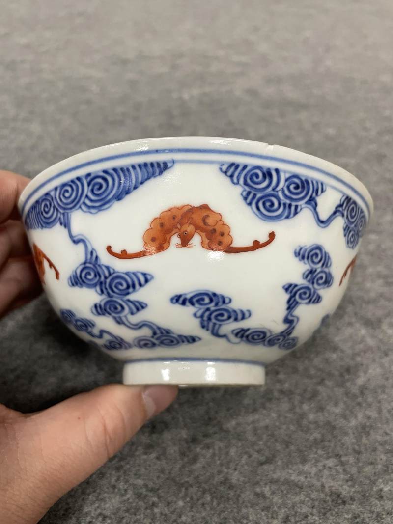 清光绪 青花矾红洪福齐天图杯、碗、盖碗、盘、匙八十三只 - 图112