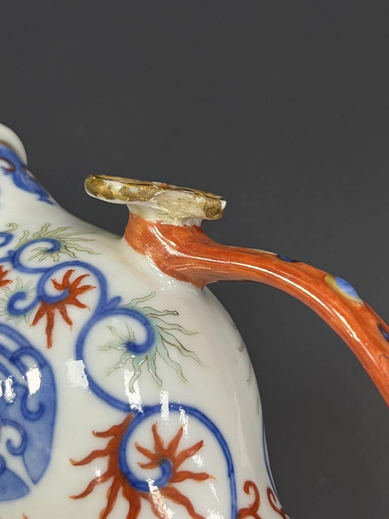 清中期 青花加彩螭龙捧寿图如意耳葫芦扁瓶 - 图11