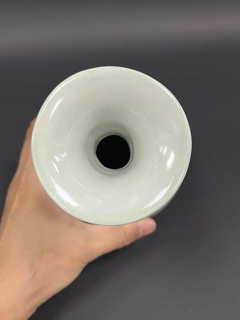 元 釉里红缠枝莲纹玉壶春瓶 - 图13