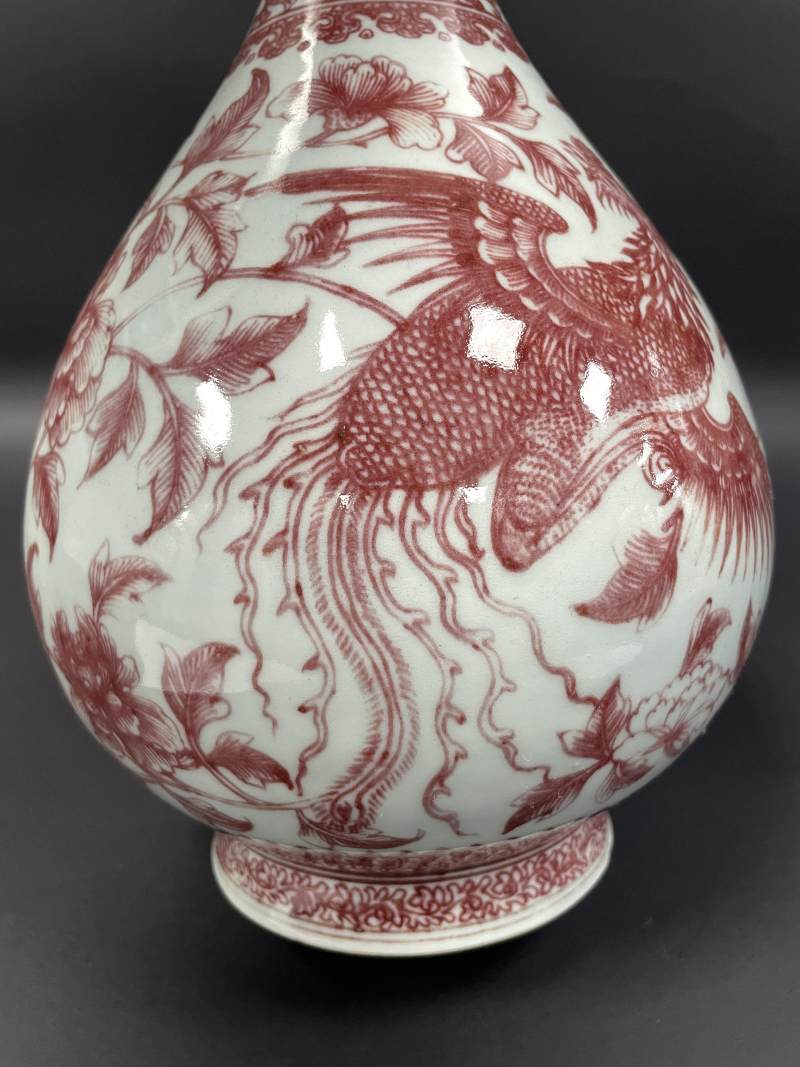 清雍正 釉里红穿花凤纹大玉壶春瓶 - 图9