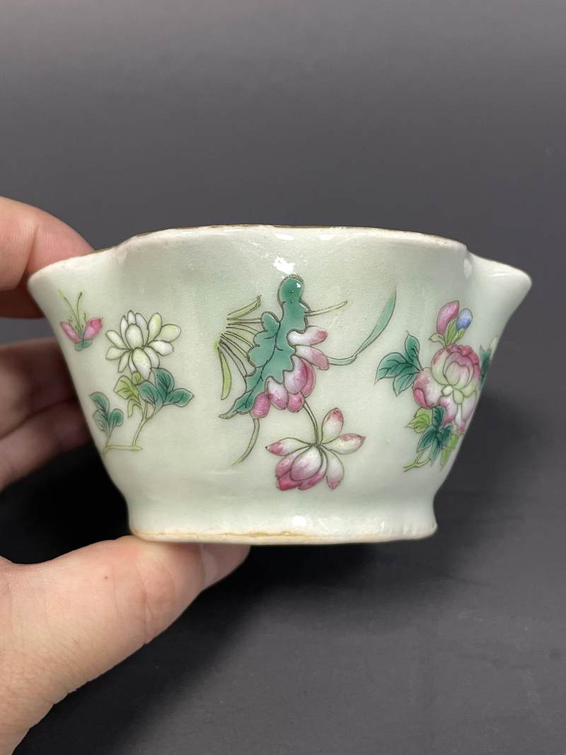 清光绪 青釉粉彩折枝花卉纹花口杯一对 - 图17