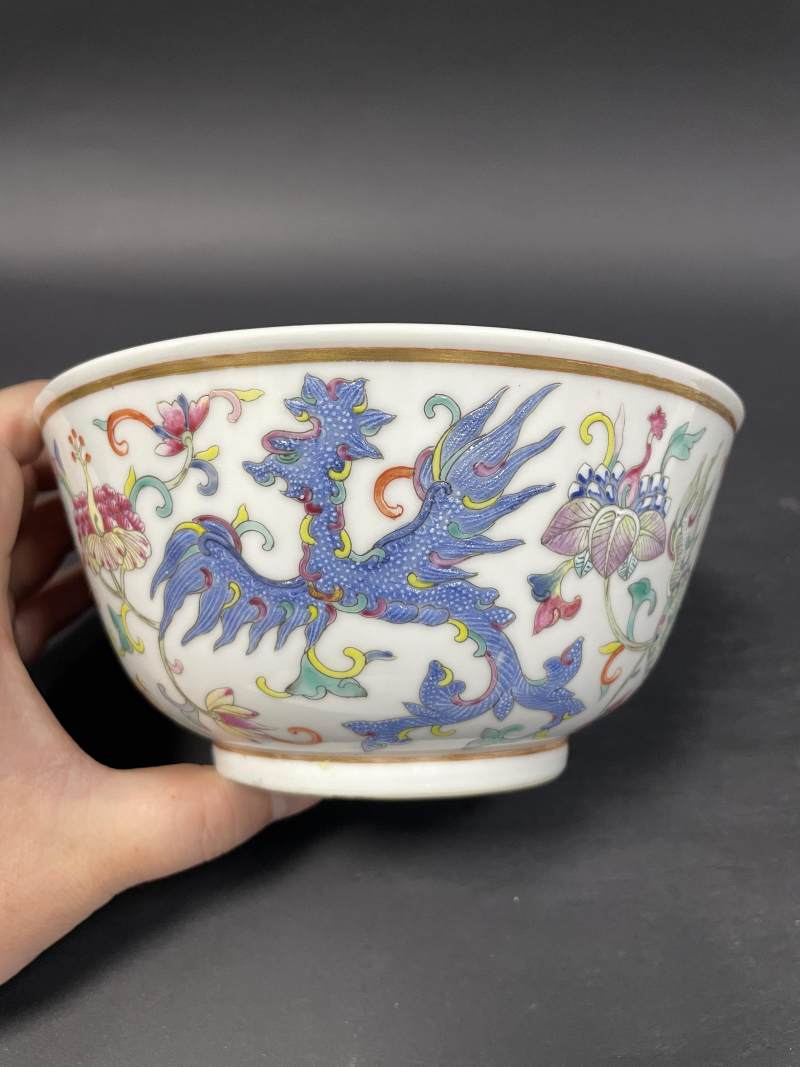 清晚期 粉彩穿花夔凤纹大碗一对 - 图17