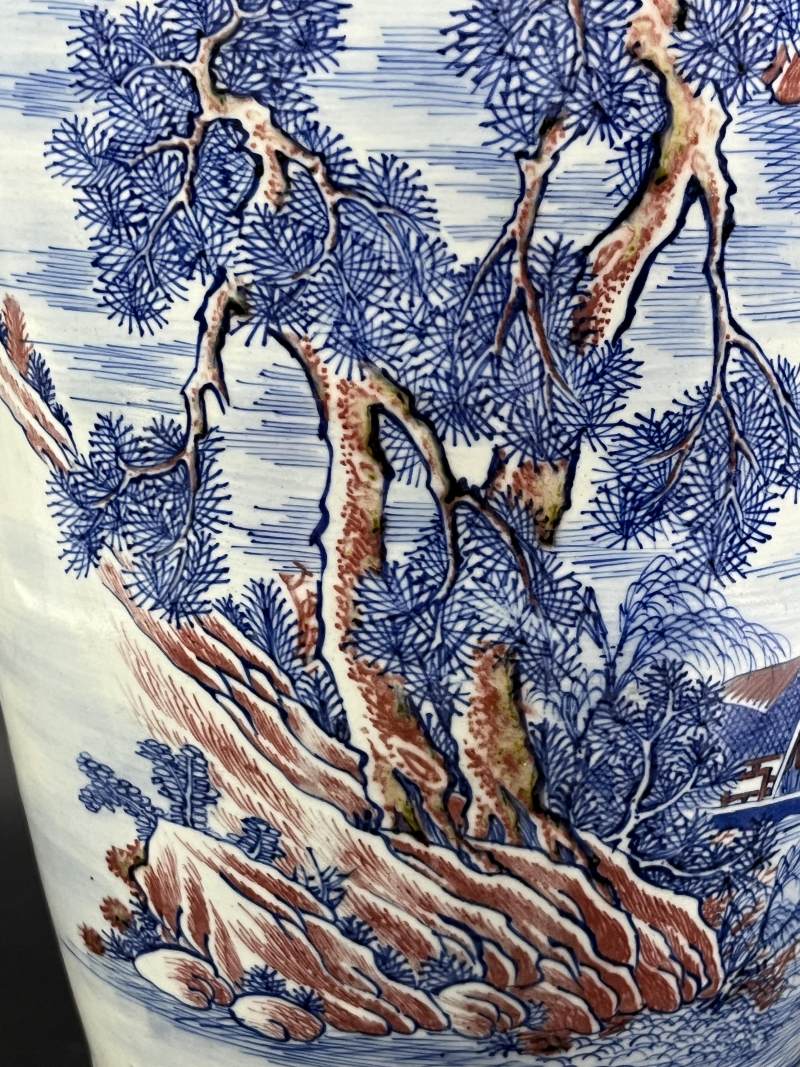 清中期 青花釉里红夜游赤壁图蝠耳大瓶 - 图13