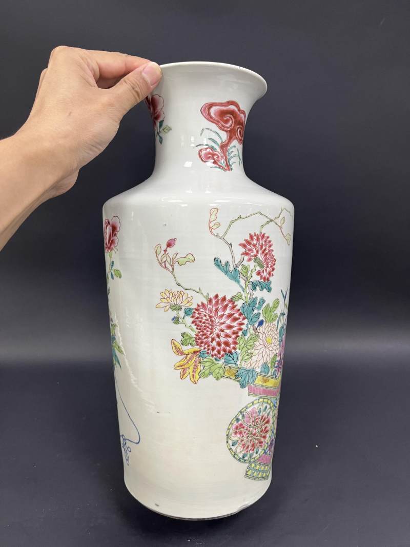 清雍正 粉彩篮花图棒槌瓶 - 图4