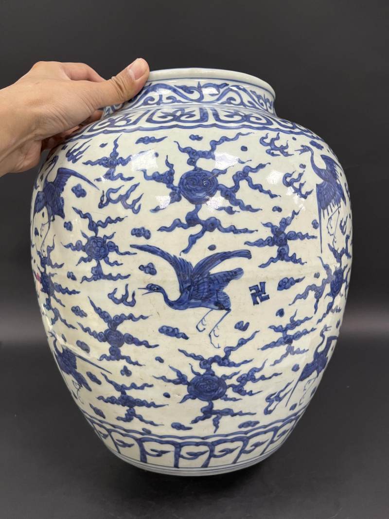 明晚期 青花云鹤纹大罐 - 图4