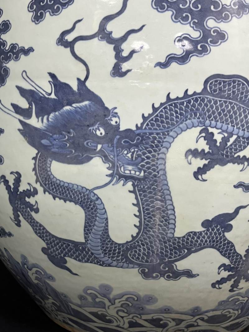 清乾隆 青花云龙纹大缸 - 图13