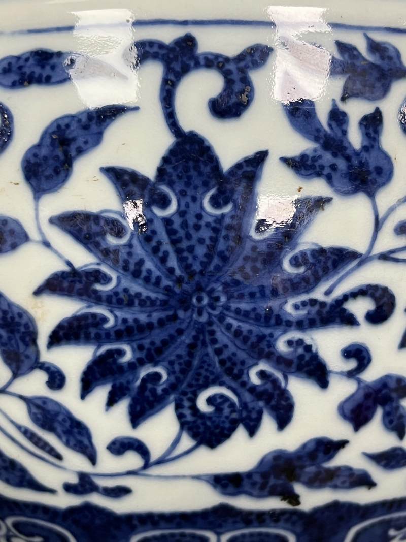 清光绪 青花缠枝莲纹赏瓶 - 图8