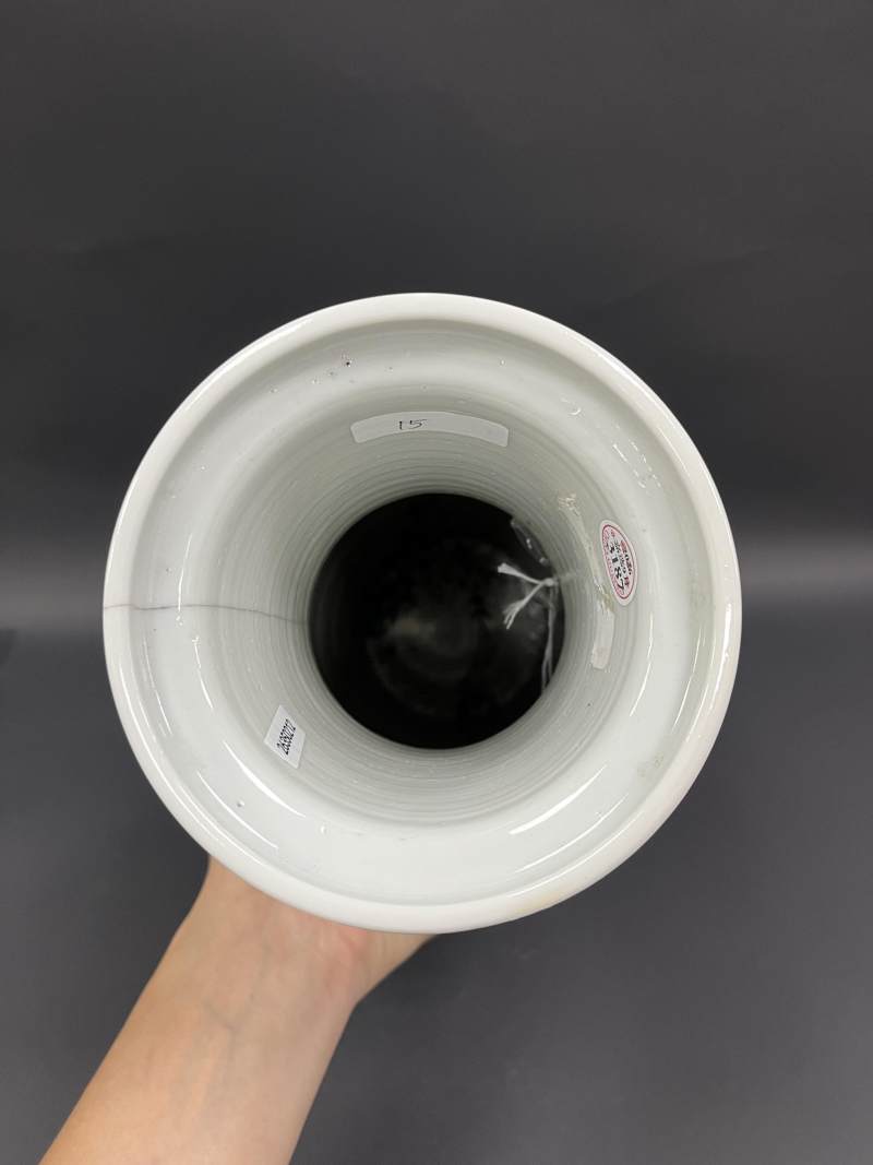 清康熙 青花山水人物纹棒槌瓶 - 图6