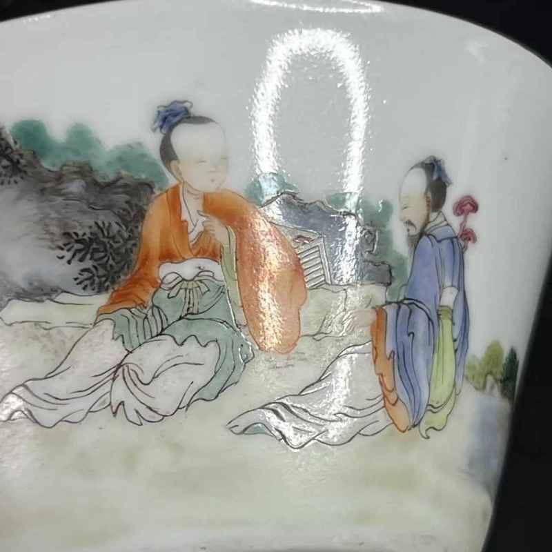 清乾隆 粉彩人物纹马蹄杯 - 图29