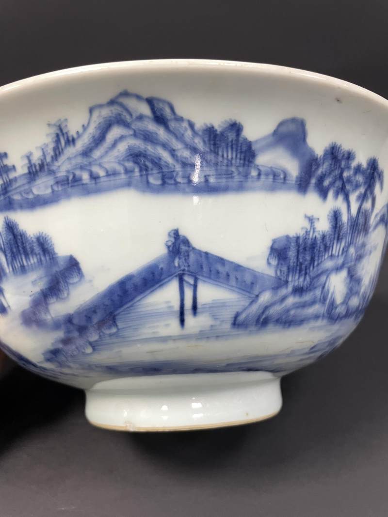 清雍正 青花山水人物纹大碗 - 图11