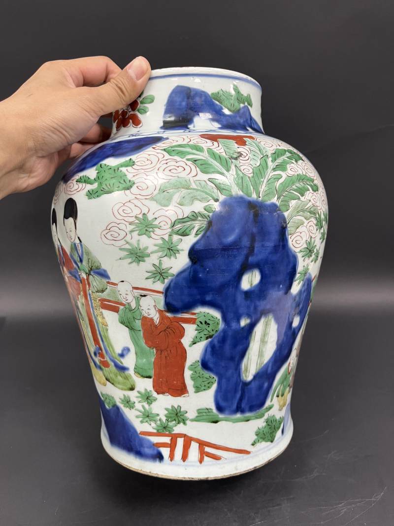 清顺治 青花五彩四妃十六子图将军罐 - 图4