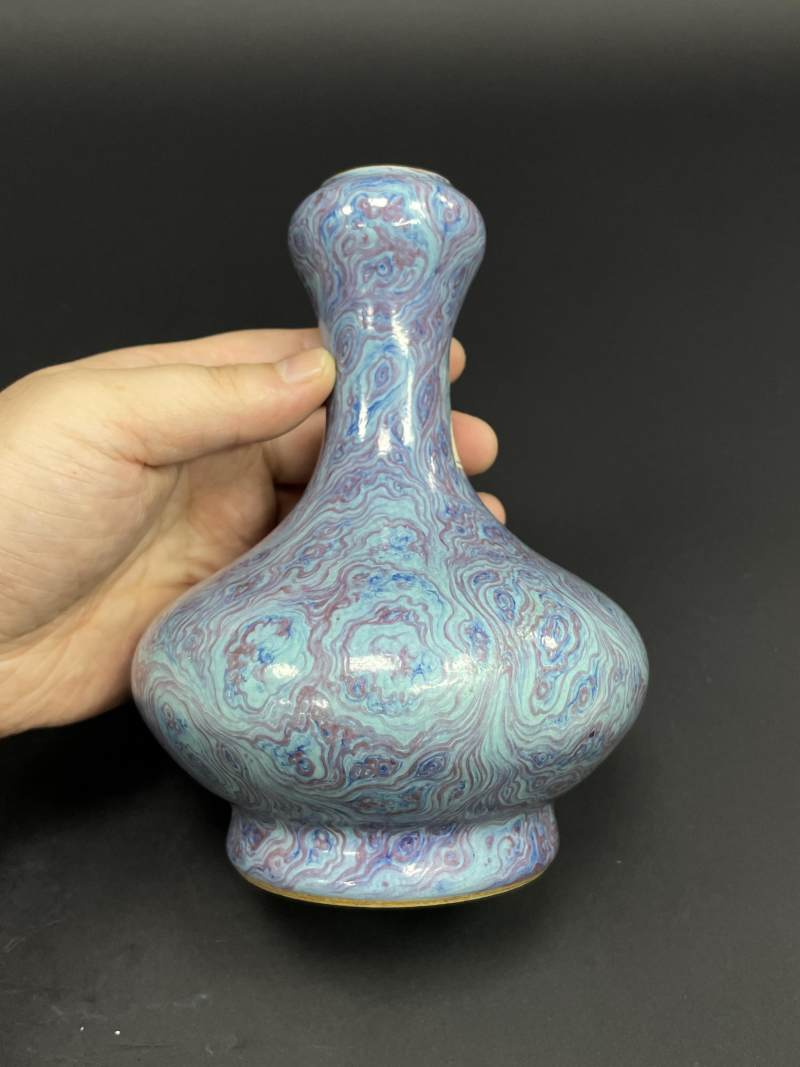 清晚期 仿绞胎蒜头瓶 - 图4