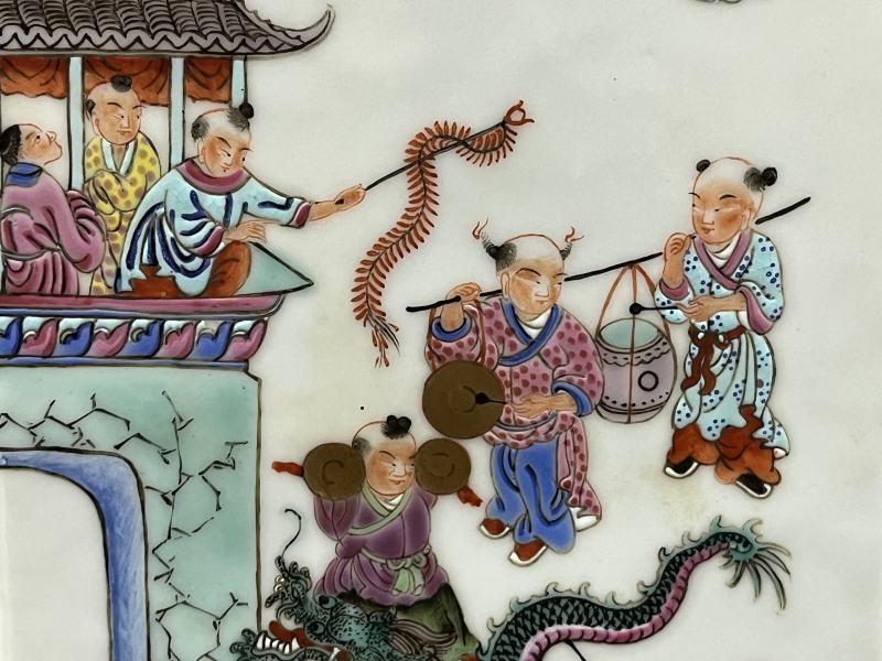 民国 粉彩百子婴戏图琮式瓶 - 图12