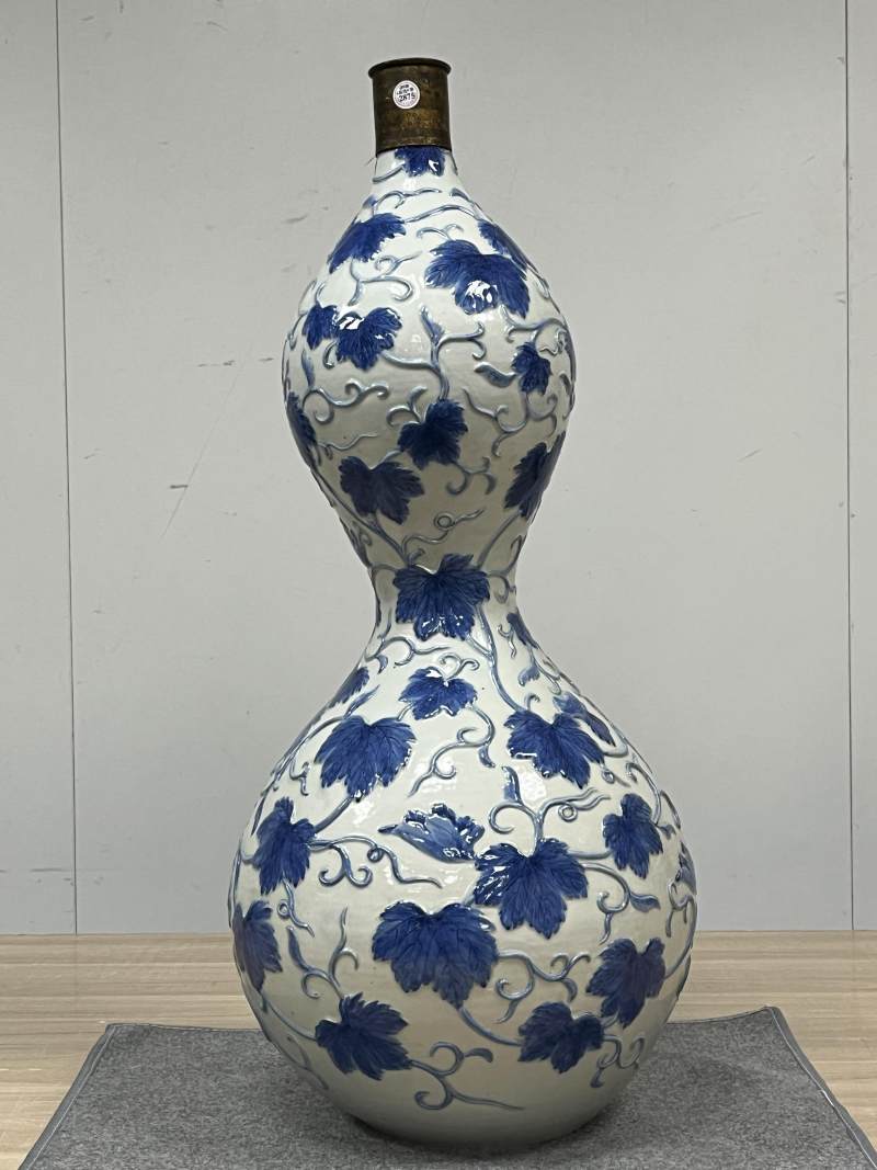 清 青花凸花瓜瓞连绵纹大葫芦瓶 - 图4