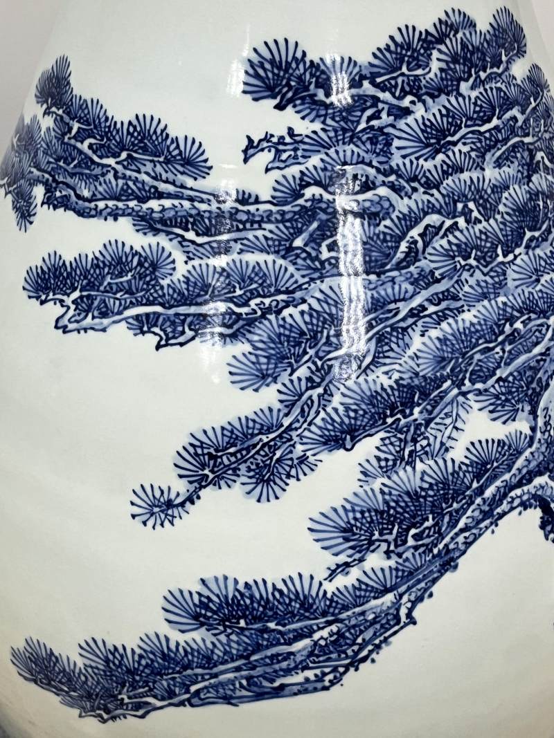 民国 青花苍松图大琵琶尊 - 图6