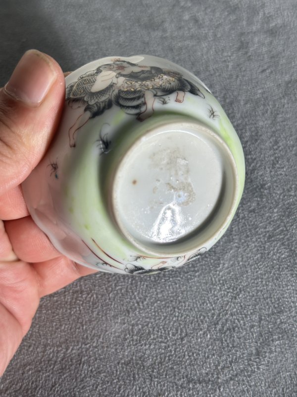 清乾隆 墨彩夕阳人物茶杯 - 图7